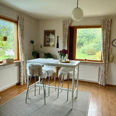 וילה Edengard, Next To *